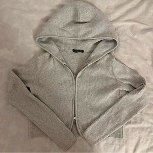 Brandy Melville Zip up